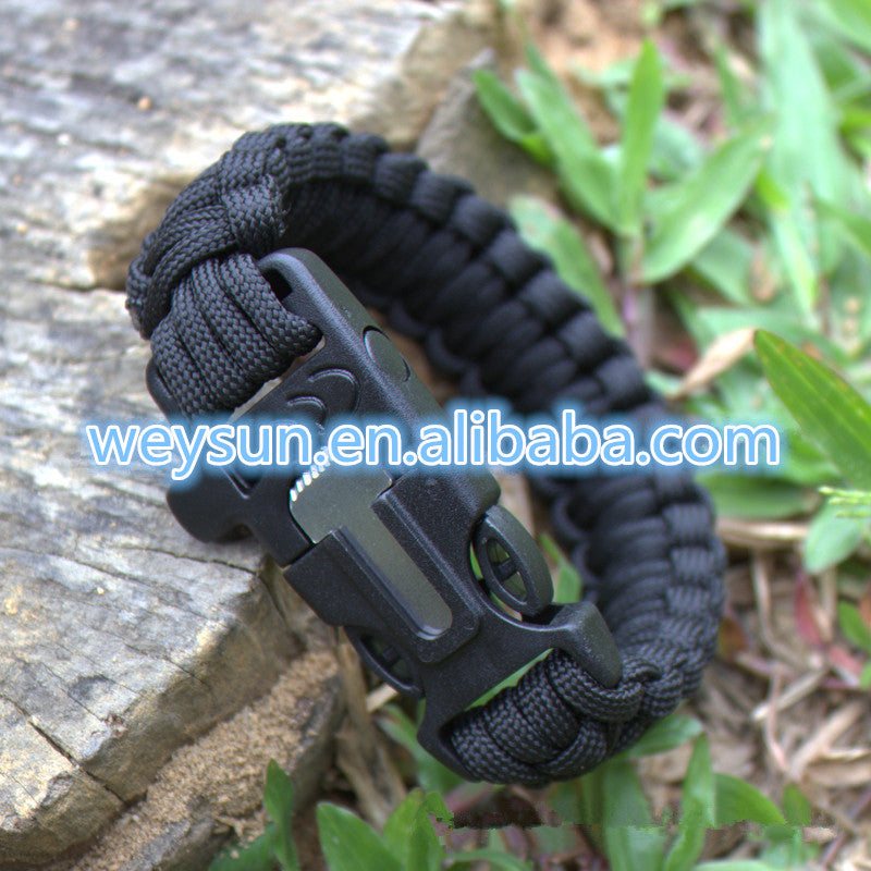 4 in 1 Flint Fire Starter Whistle,Outdoor Camping Survival Gear Buckle Travel Kit ,Paracord Rescue Rope Escape Bracelet